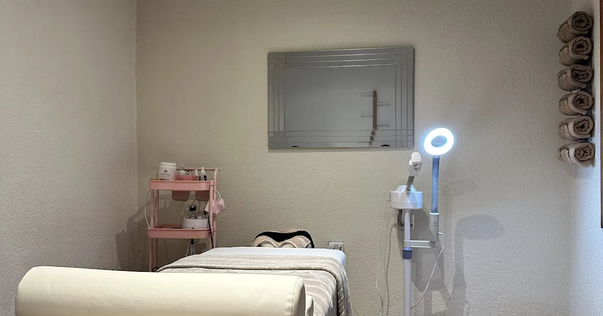 Rosa Mosqueta Spa by Nutrióloga Irais Delgado