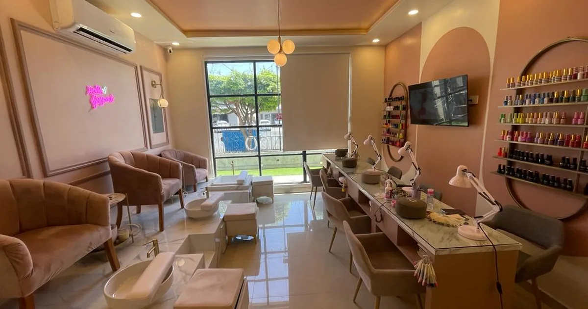 Lemon Nails Bar (Uñas Acrílicas & Pedicure)