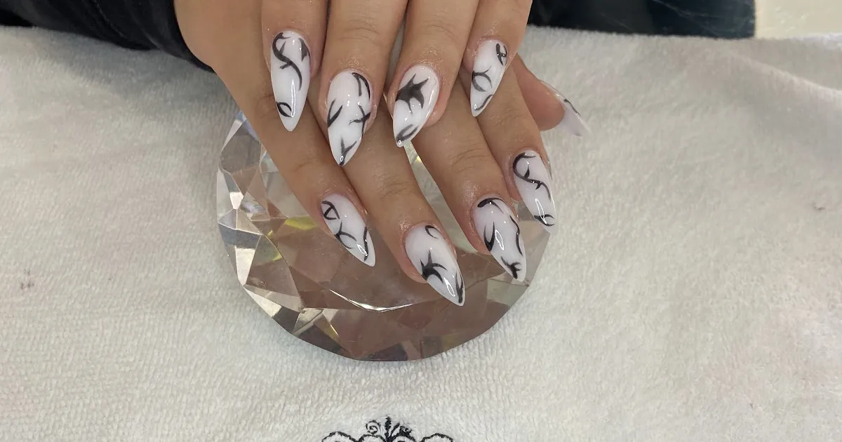 LUXE Nail Spa