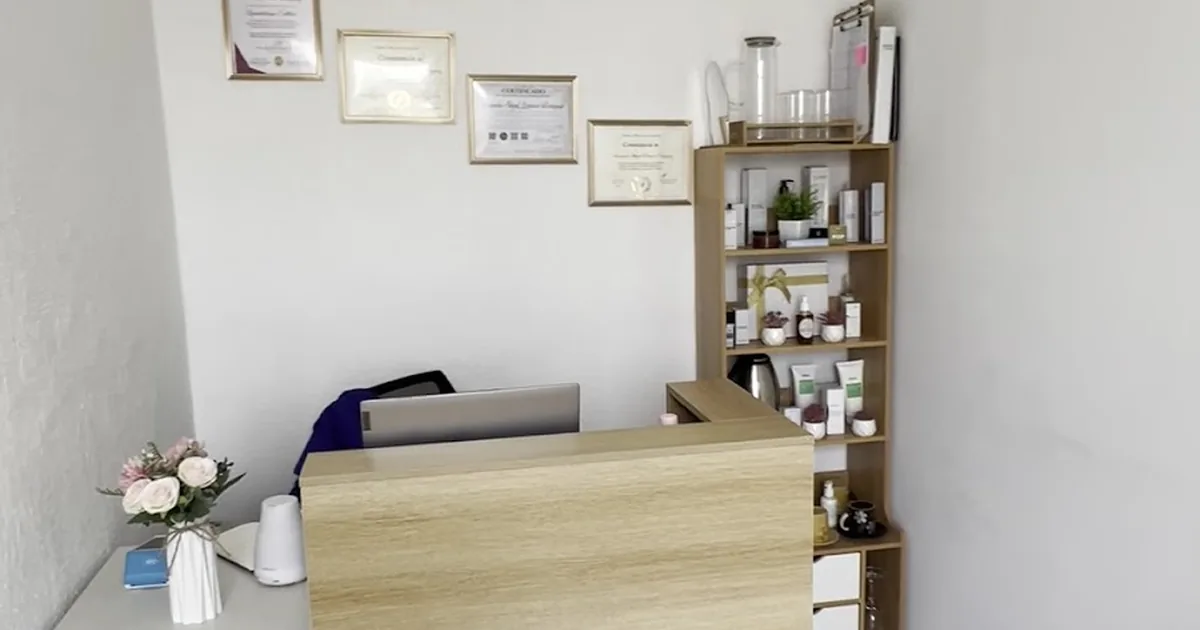 GLOW UP SPA