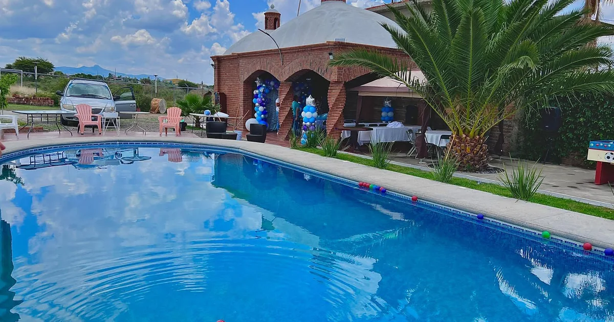 temazcal y terraza tepeyolotzin