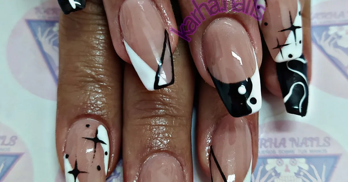 KARHA NAILS