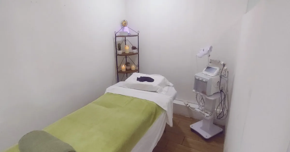 OKACHI FISIOTERAPIA Y COSMETOLOGIA