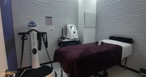 Siluets & Prodiet Plaza Tlalne, negocios en Tlalnepantla, Estado de México