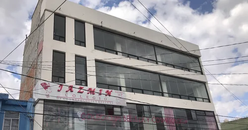 COLEGIO DE BELLEZA Y COSMETOLOGÍA JAZMÍN, negocios en Fresnillo, Zacatecas