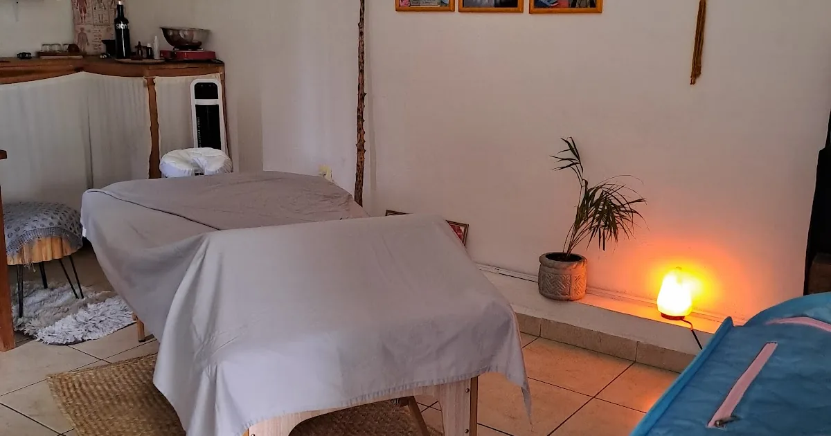 Abhyanga masaje, tú espacio.