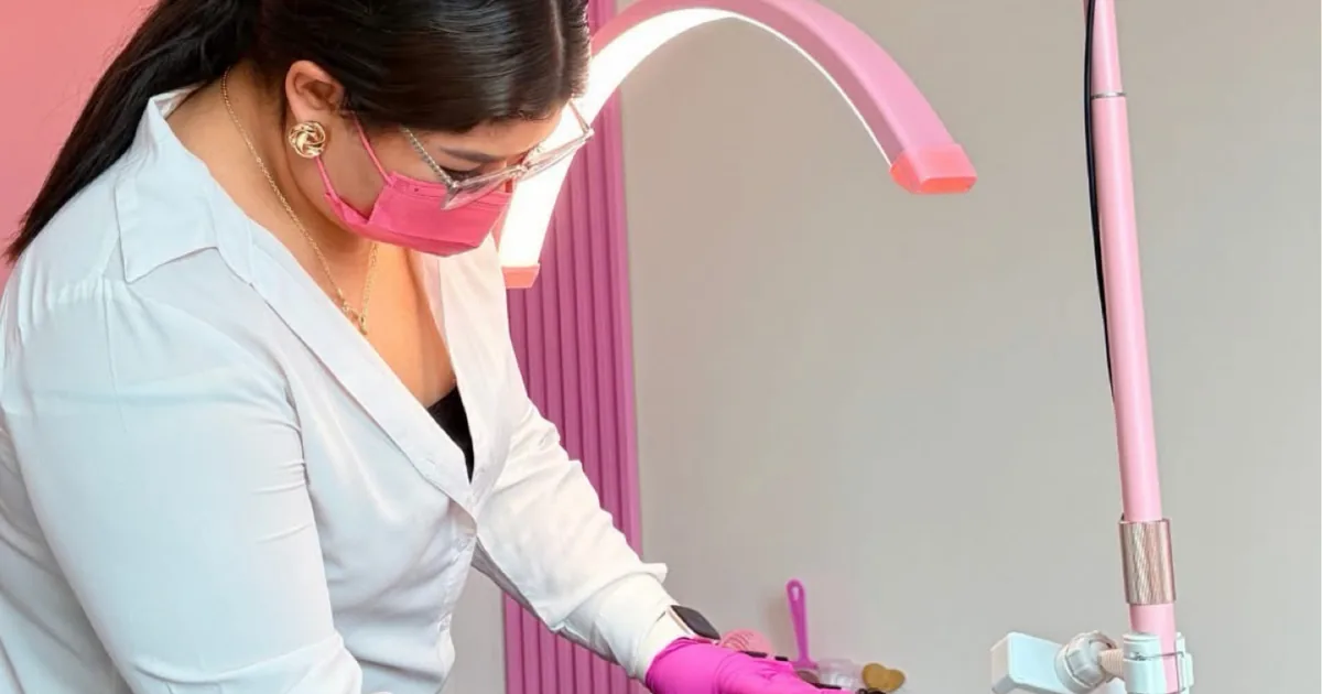 Pretty Nails Lashes Spa