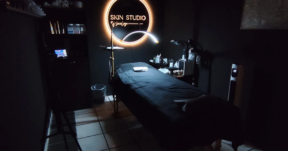 Skin studio 𝒷𝓎 𝒹𝒶𝓃𝒶ℯ 𝓁ℴℯ𝓏𝒶