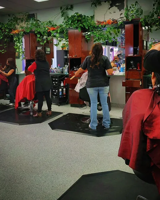 Gloria’s Beauty Salon · foto 4