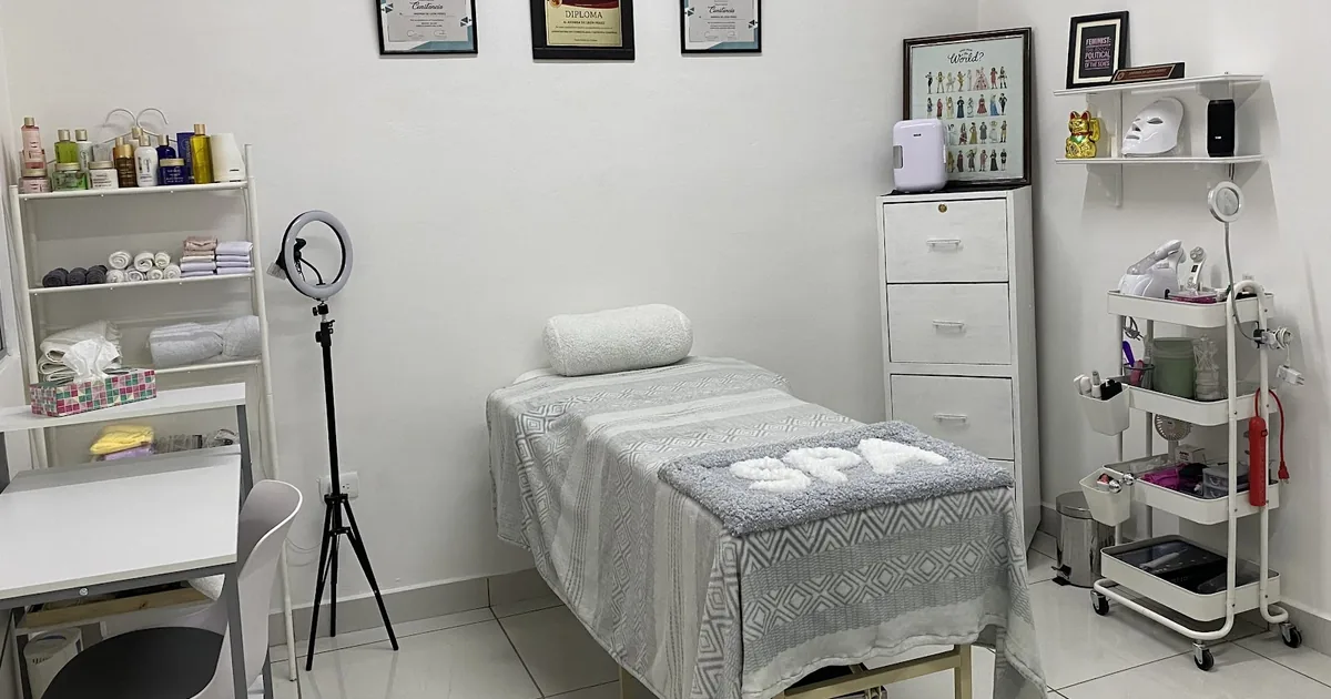 SLAY SPA by Lic. Andrea de León Pérez