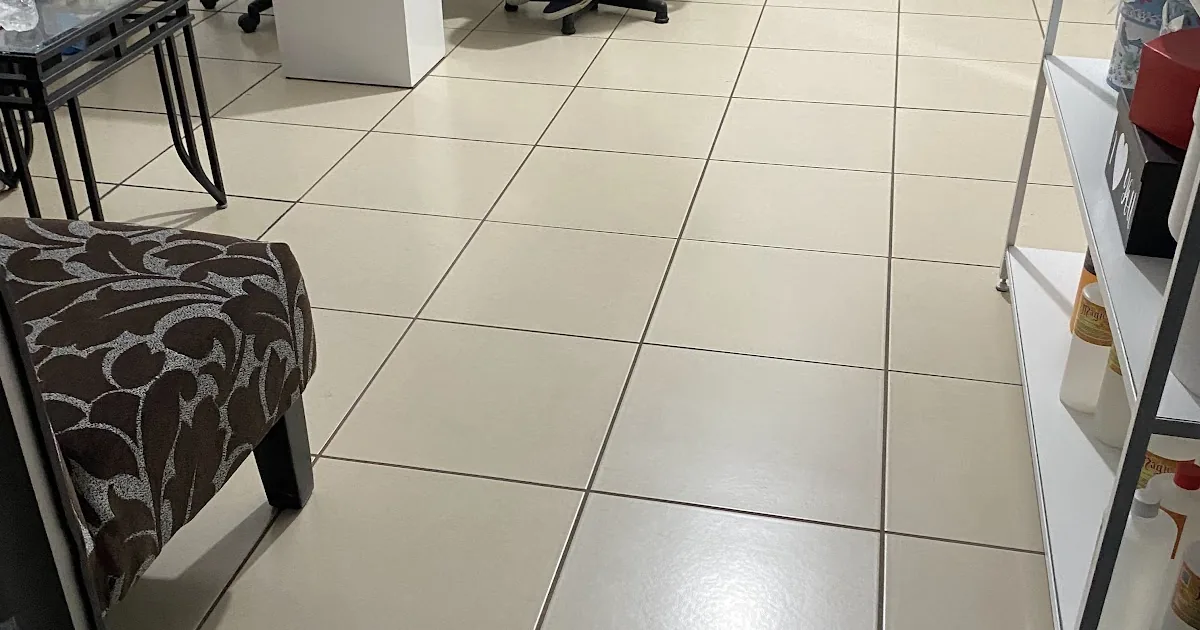 Mezzanin Spa pies y manos
