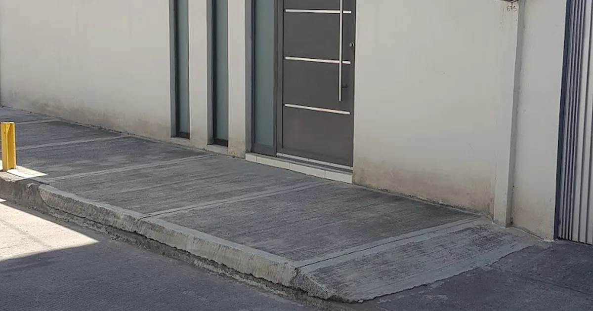 Face Center