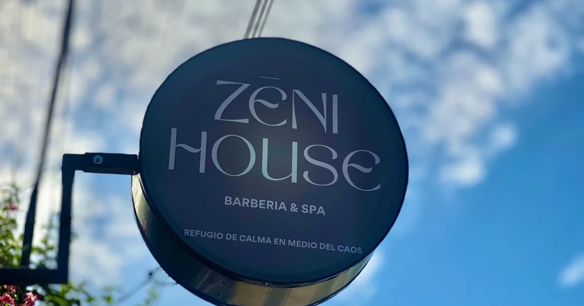 Zeni House